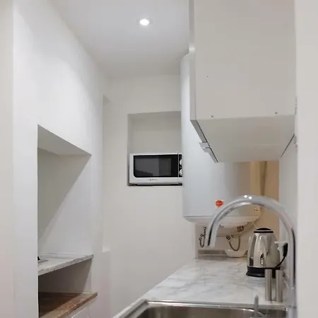 Proa D'alfama * Lisboa