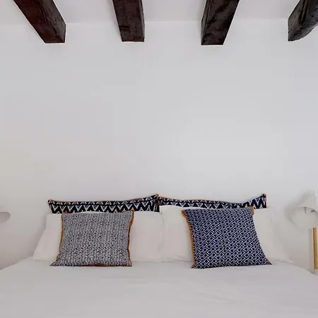 Proa D'alfama Lisbona